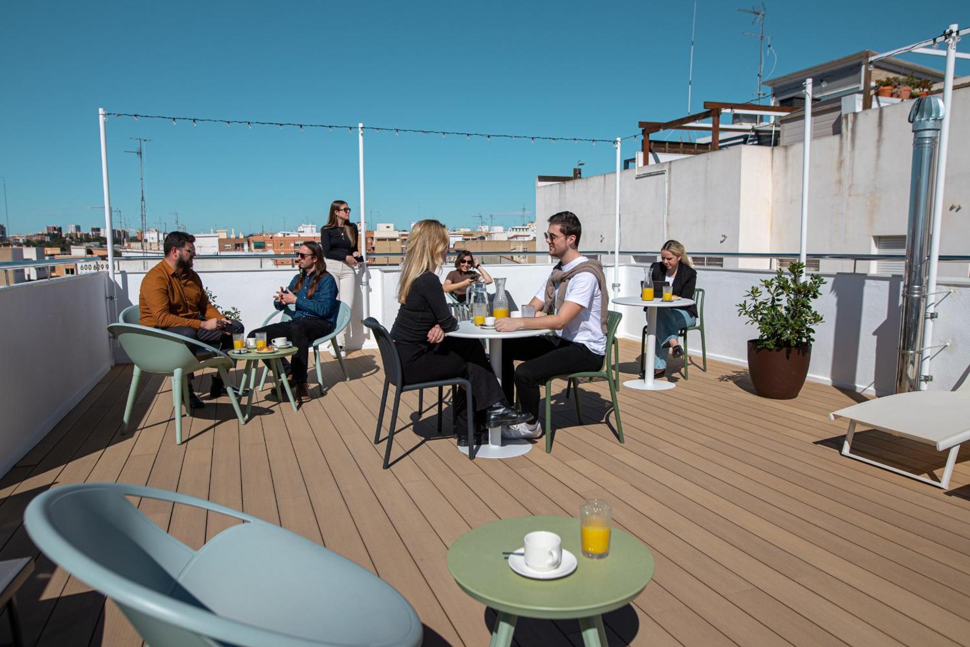 Aila II Hotel Boutique By Singularstays - Digital Access Burjassot Bagian luar foto