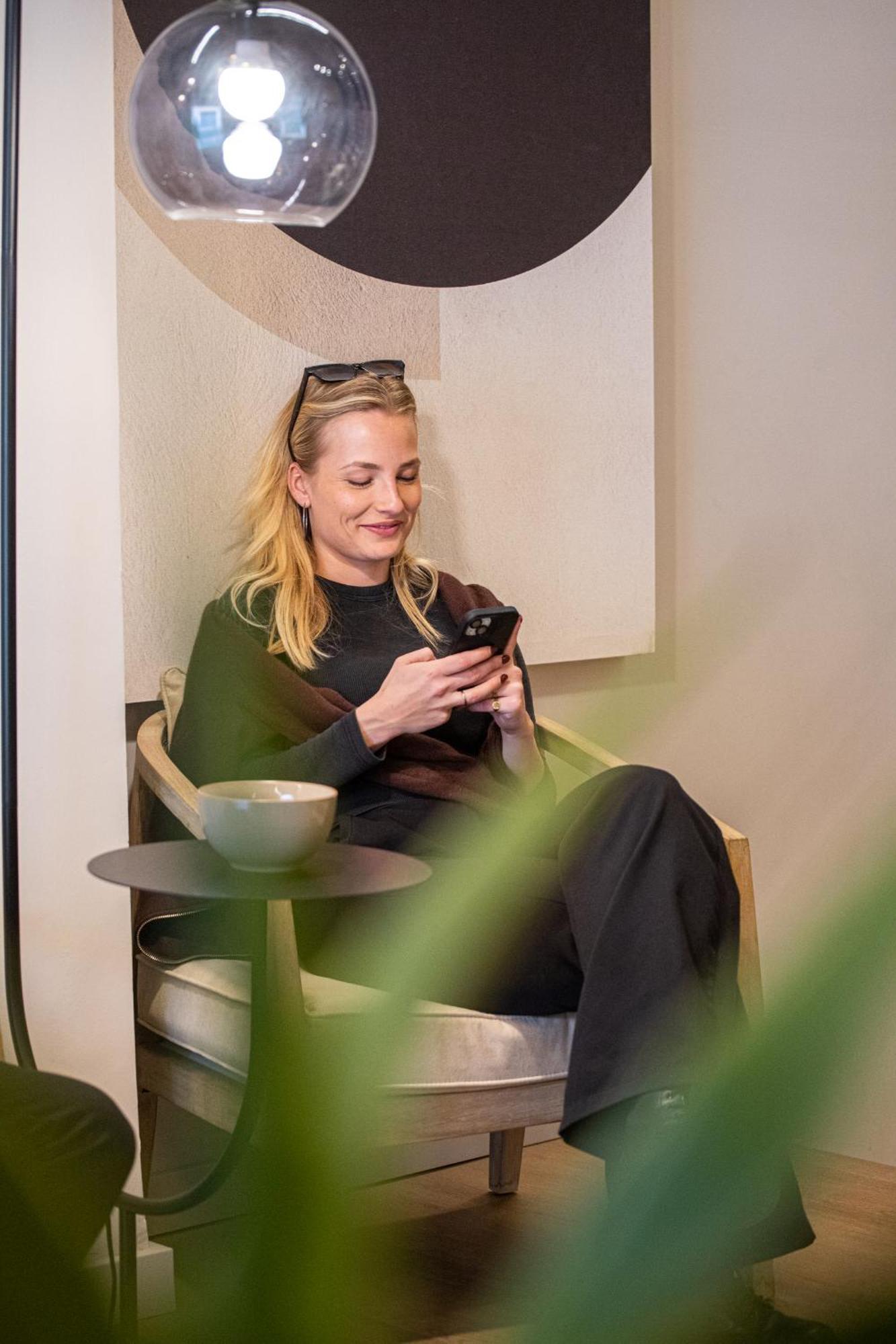 Aila II Hotel Boutique By Singularstays - Digital Access Burjassot Bagian luar foto