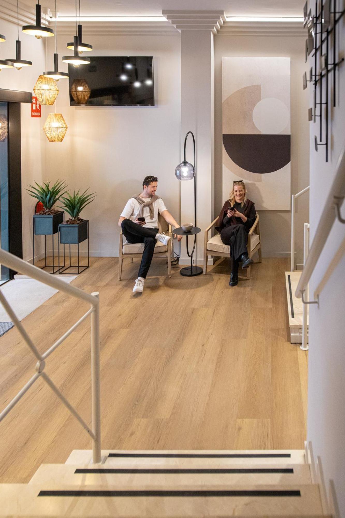 Aila II Hotel Boutique By Singularstays - Digital Access Burjassot Bagian luar foto